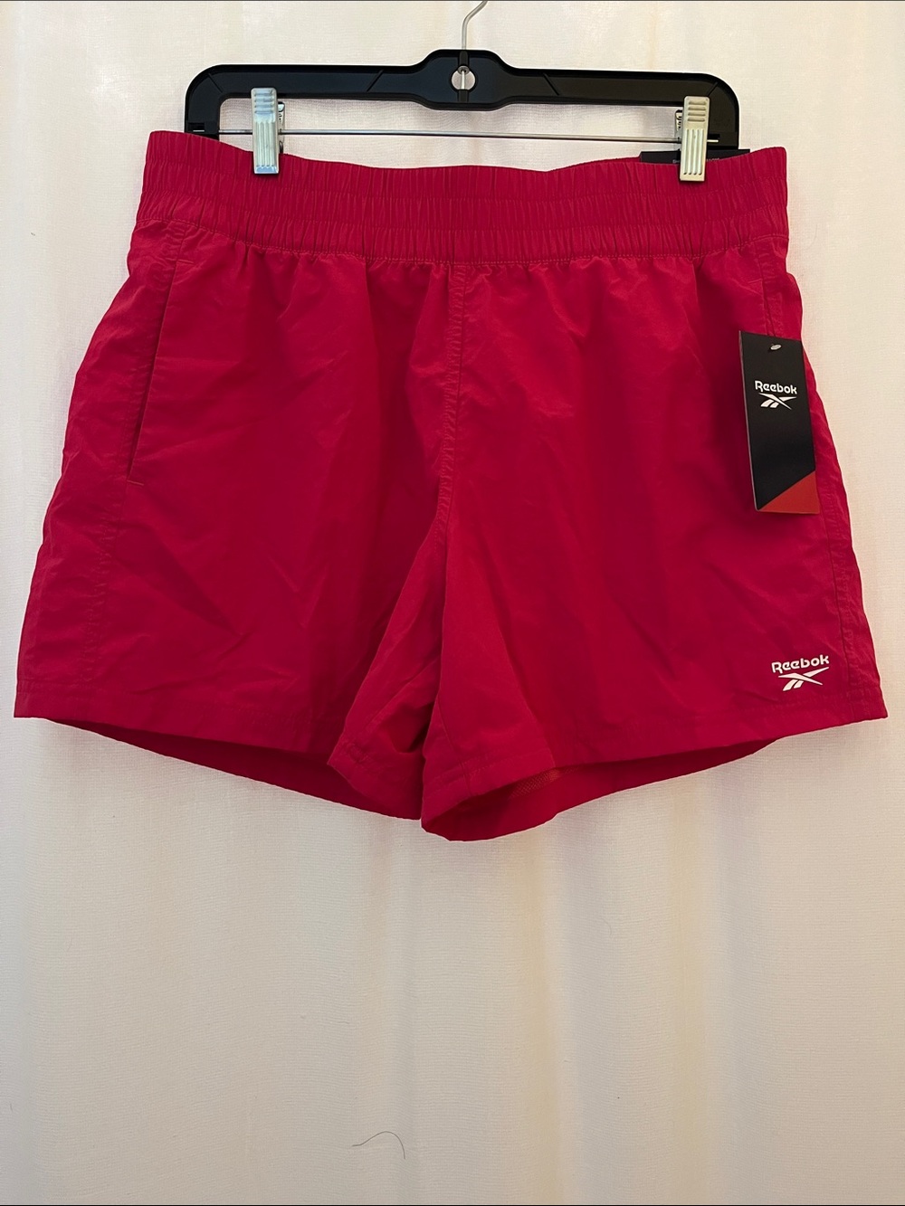 NWT Reebok Women’s Size Medium Marathoner Track Short.